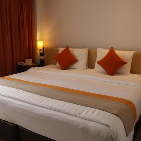 Bossotel Bangkok Kültér fotó