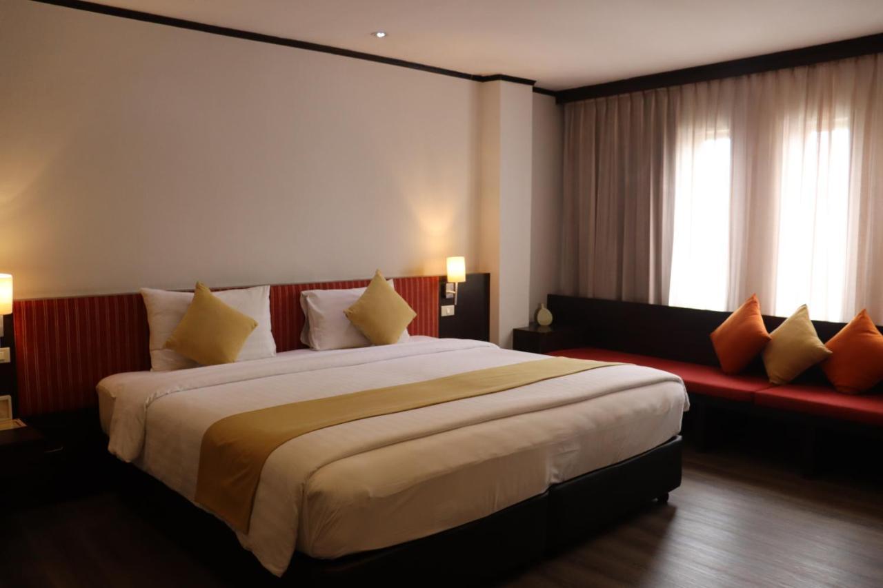 Bossotel Bangkok Kültér fotó